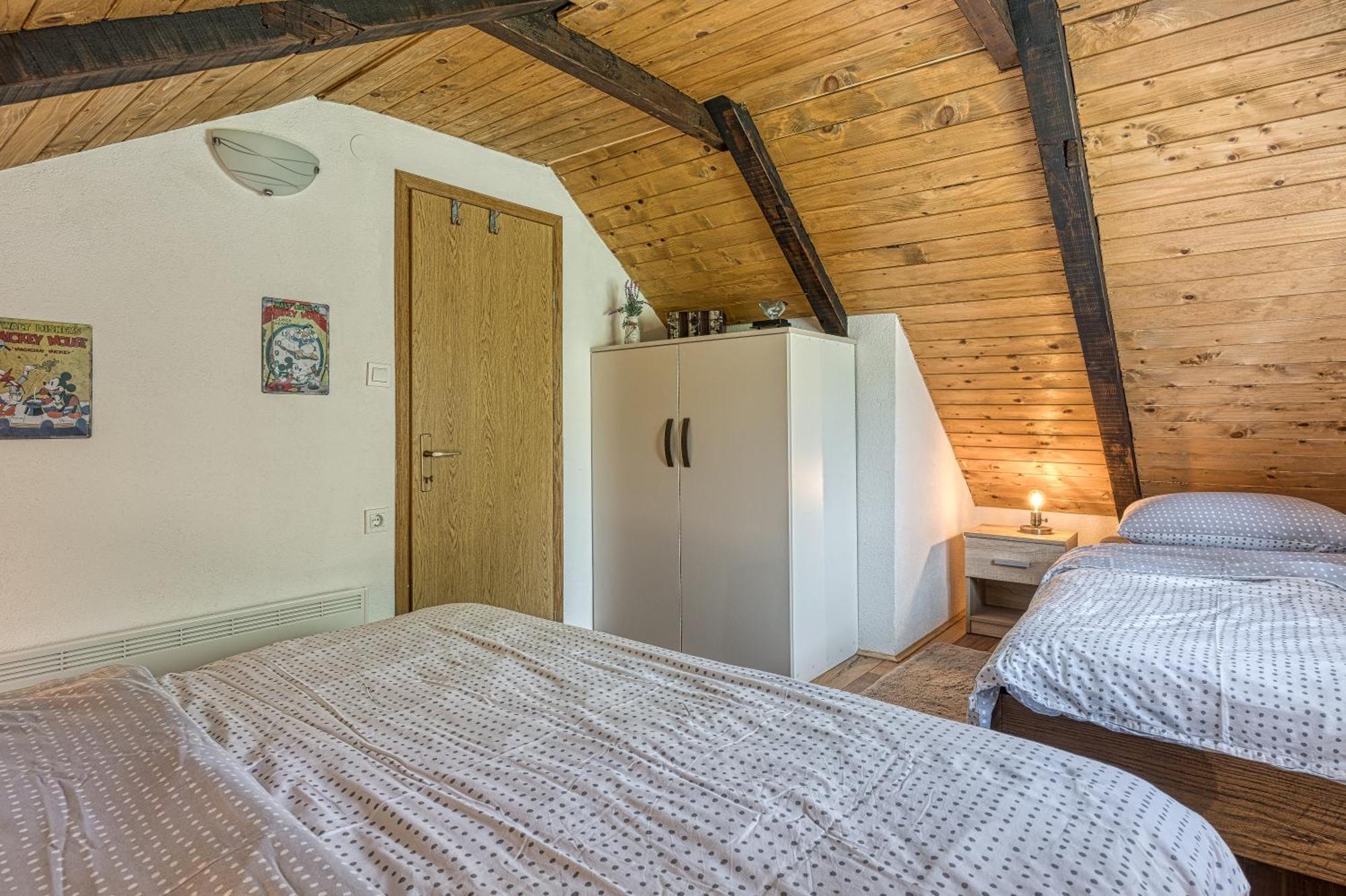 Holiday Home Primus Jastrebarsko Exterior foto